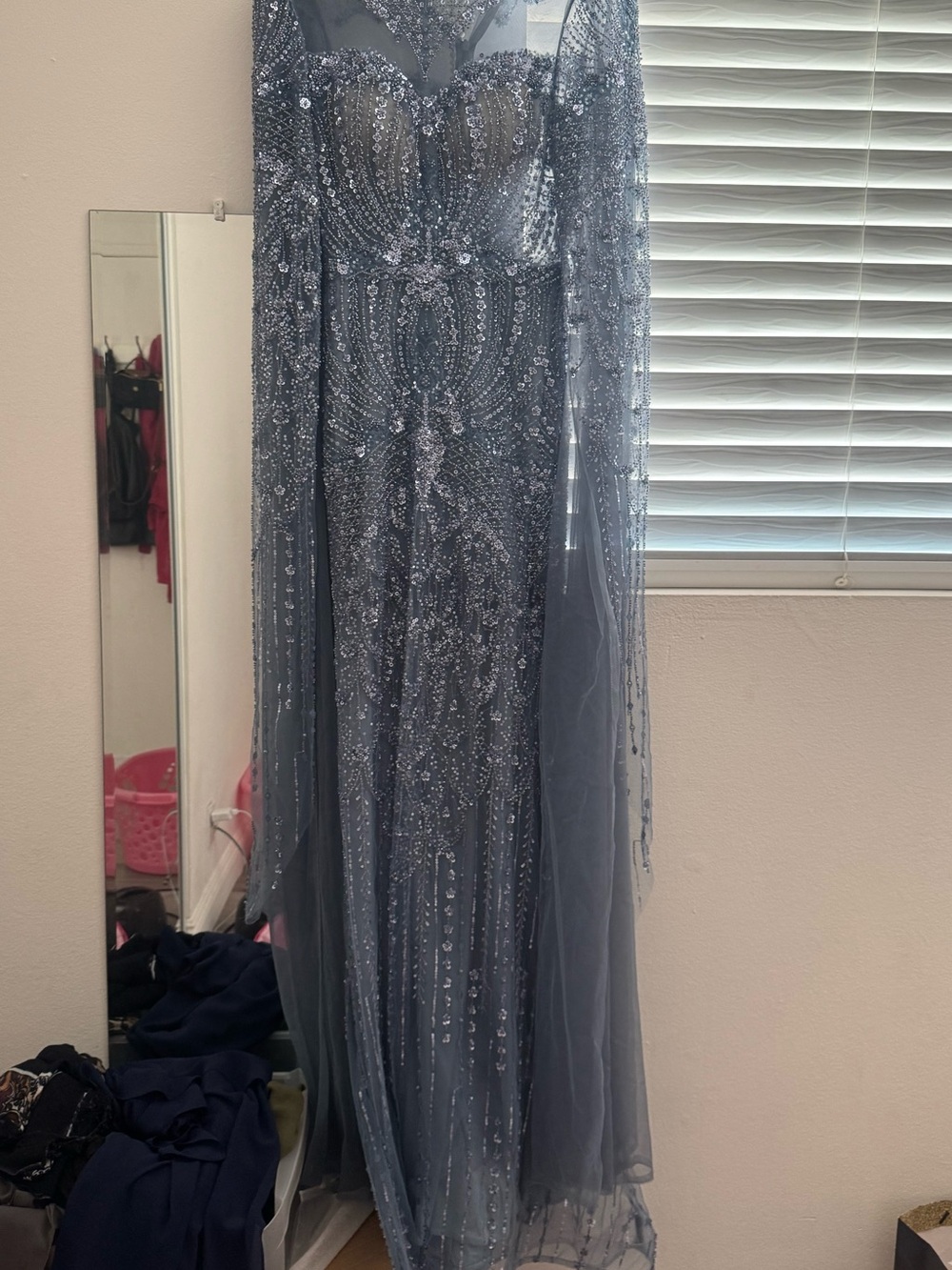 Elegant Beaded Long-Sleeve Evening Gown - Blue - Picture 4 of 5